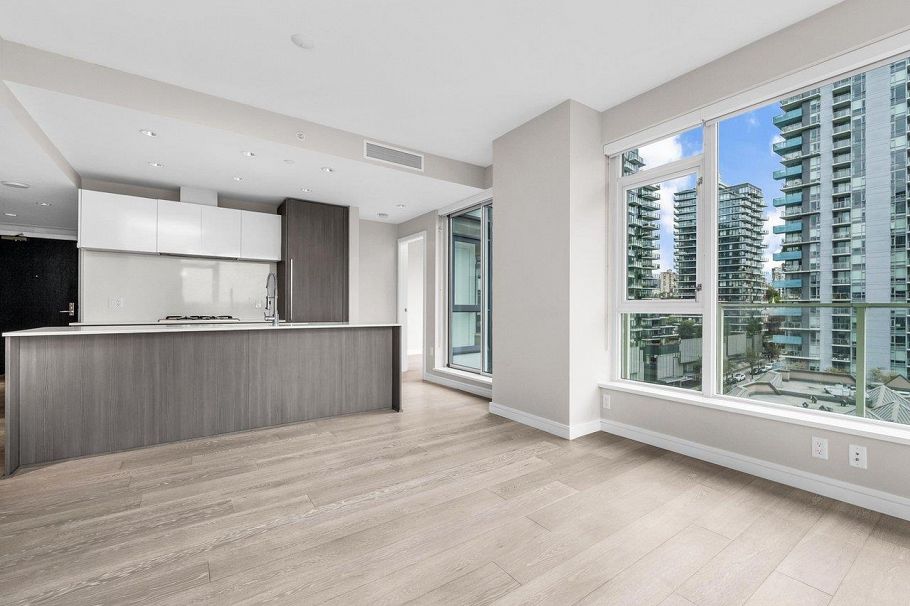 905 1221 Bidwell Street Vancouver, BC - 10