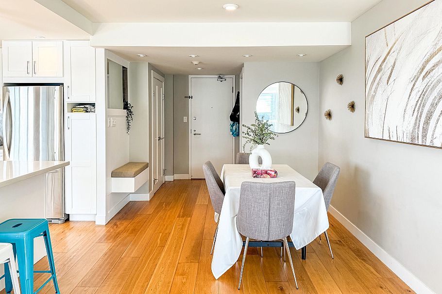 2207 1500 Howe Street Vancouver, BC - 18