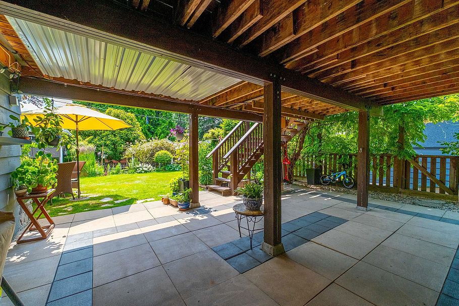 445 W 26th Street North Vancouver, BC - 32