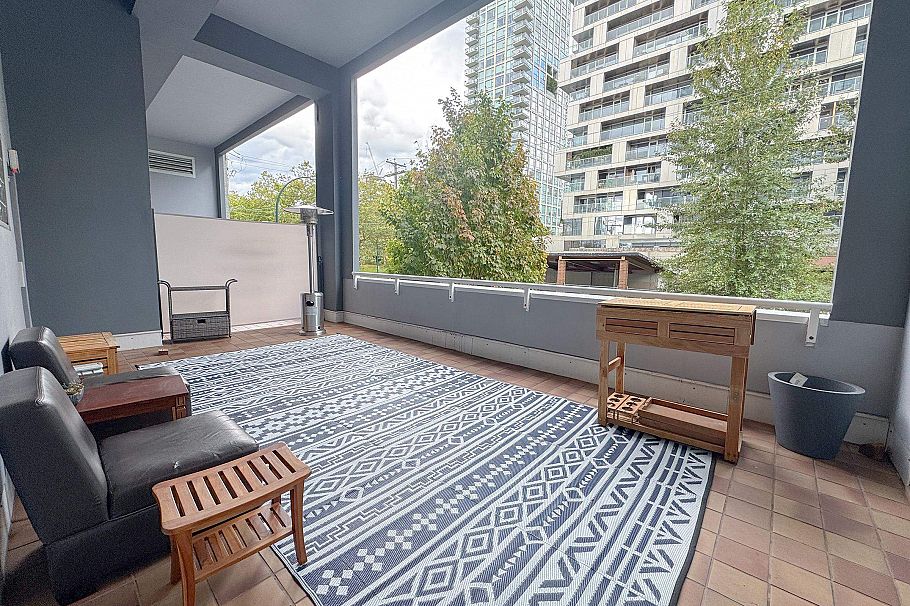 2207 1500 Howe Street Vancouver, BC - 36