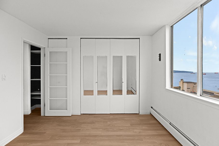 1701 1251 Cardero Street Vancouver, BC - 17