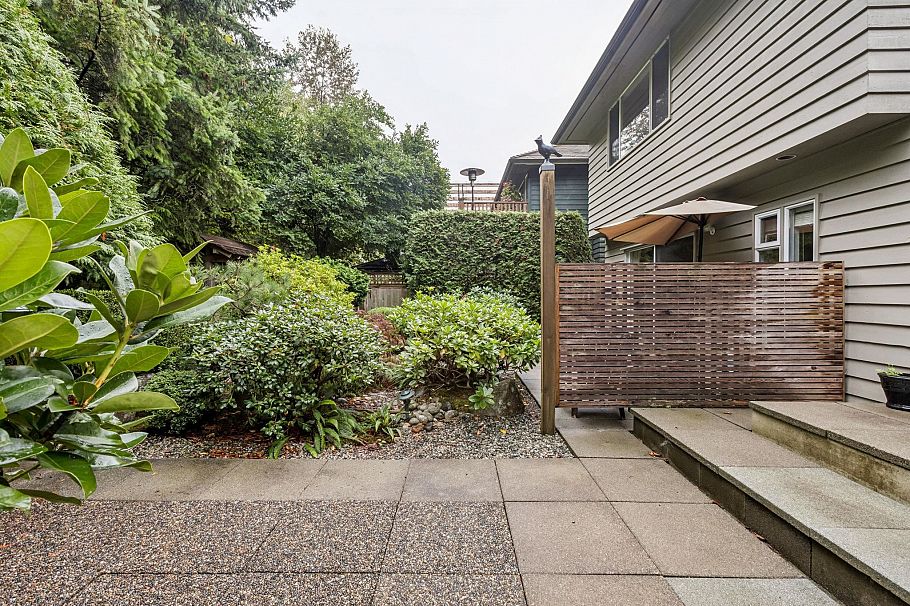950 Roche Point Drive North Vancouver, BC - 26