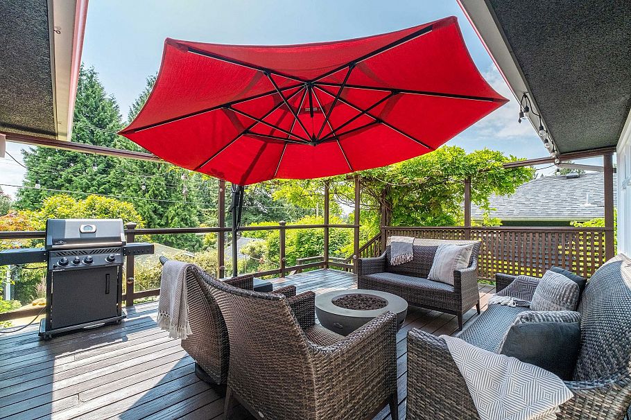 445 W 26th Street North Vancouver, BC - 34