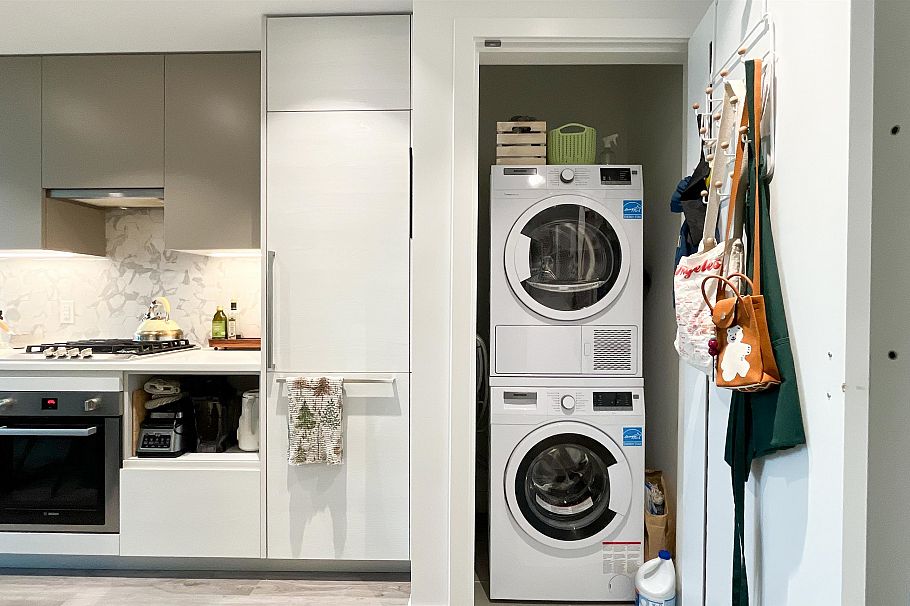 210 8181 Chester Street Vancouver, BC - 14