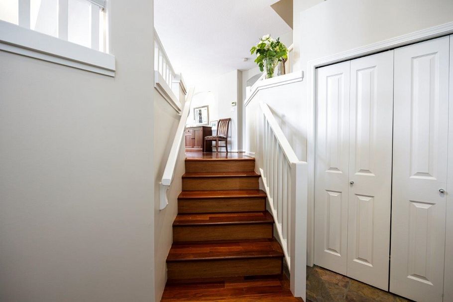 50 1550 Larkhall Crescent North Vancouver, BC - 27