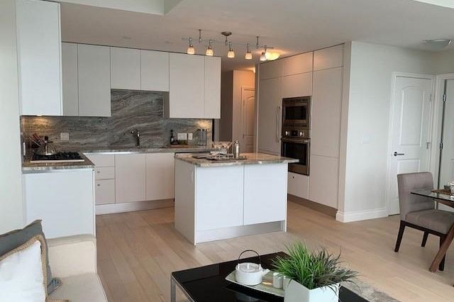 904 175 Victory Ship Way North Vancouver, BC - 3