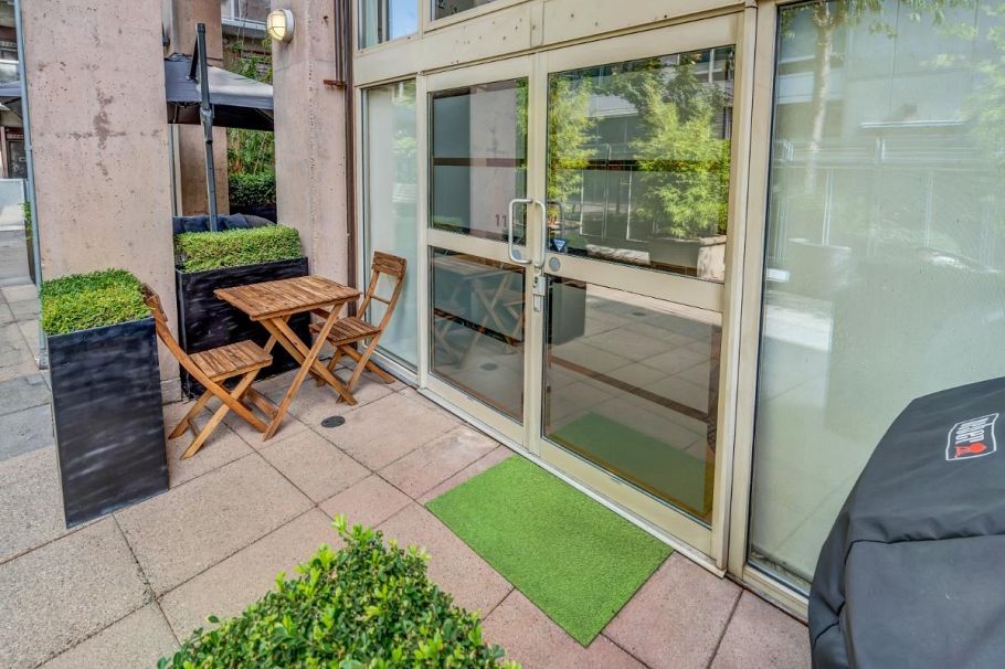 211&212 1529 W 6th Avenue Vancouver, BC - 24