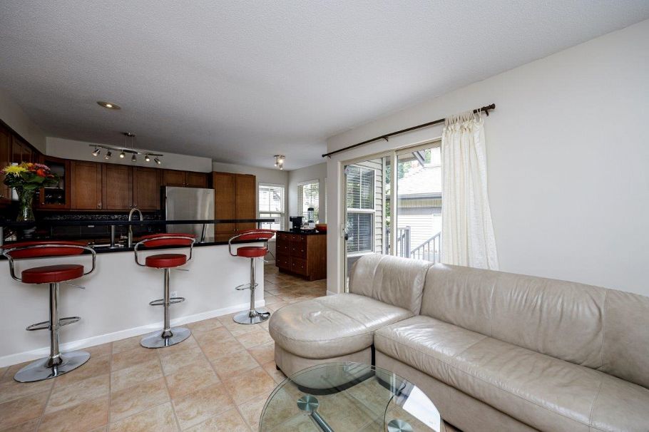 50 1550 Larkhall Crescent North Vancouver, BC - 18