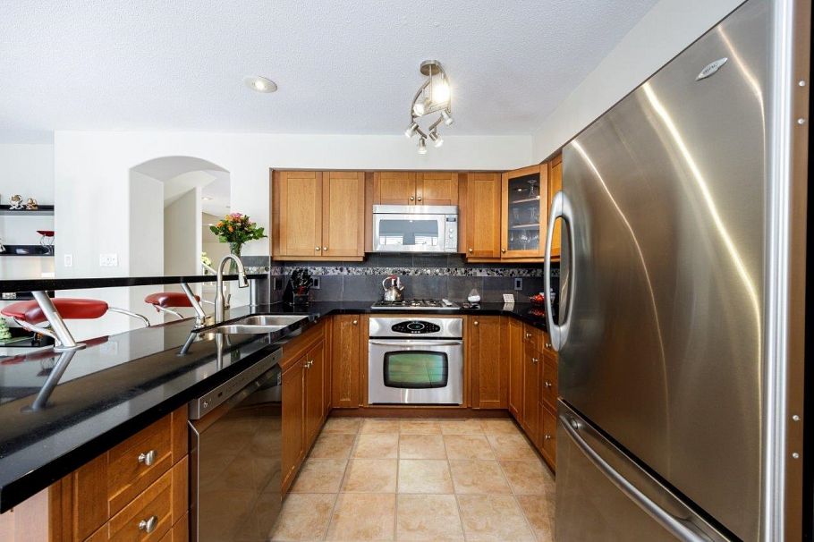 50 1550 Larkhall Crescent North Vancouver, BC - 14