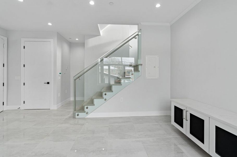 6749 Knight Street Vancouver, BC - 36