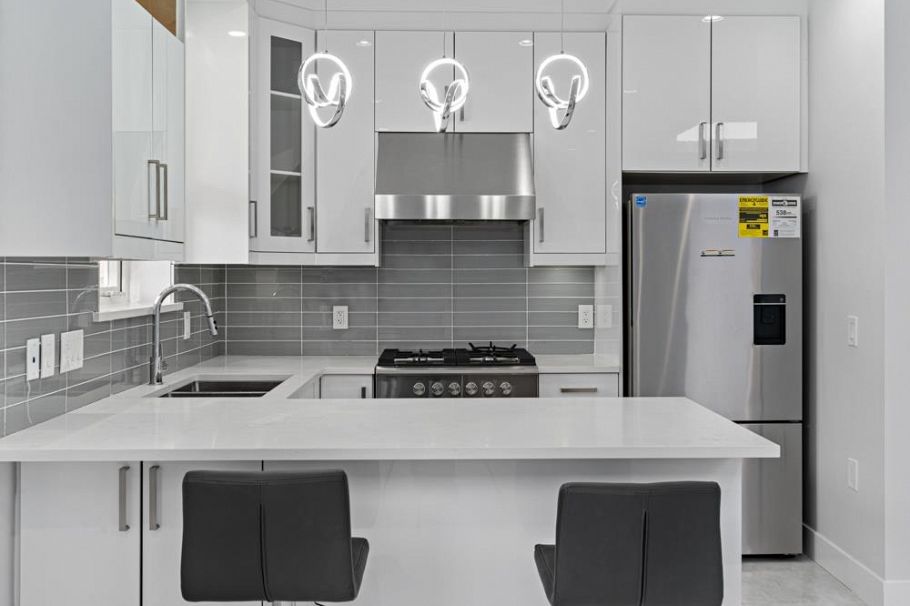 6749 Knight Street Vancouver, BC - 30