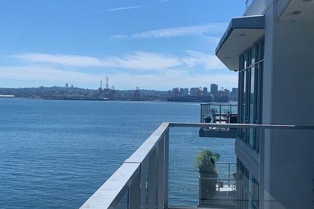 904 175 Victory Ship Way North Vancouver, BC - 1