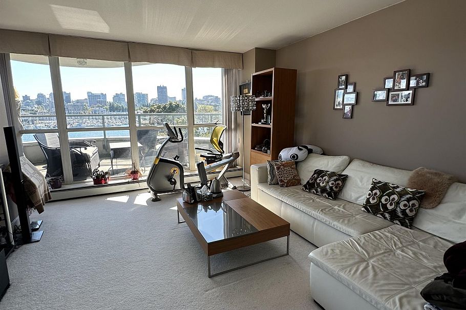 122 1228 Marinaside Crescent Vancouver, BC - 15