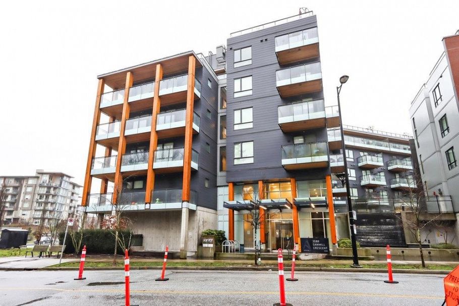202 3588 Sawmill Crescent Vancouver, BC - 1