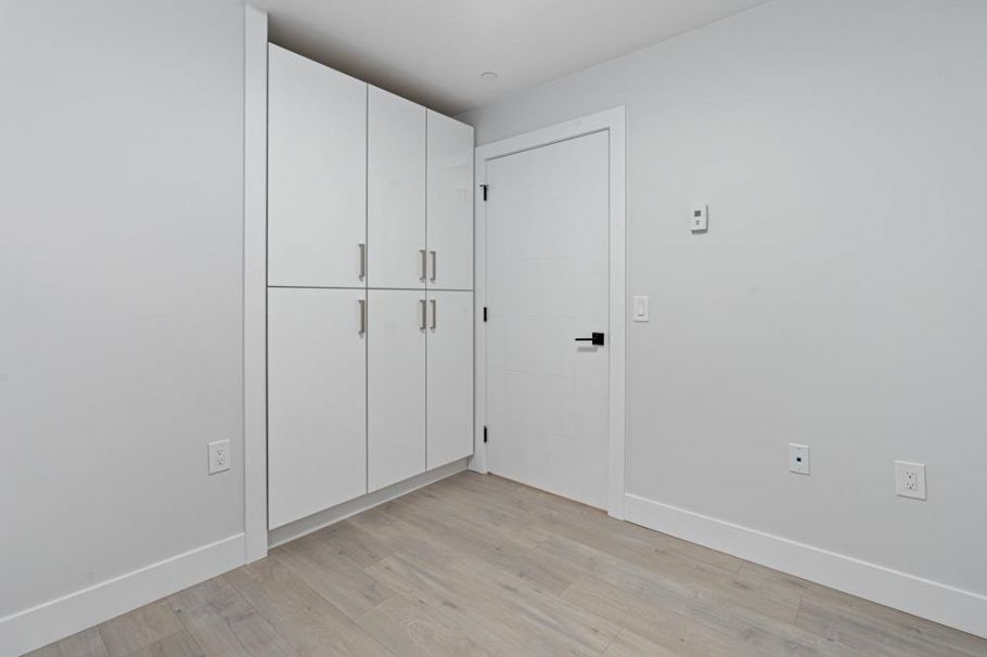 6749 Knight Street Vancouver, BC - 11