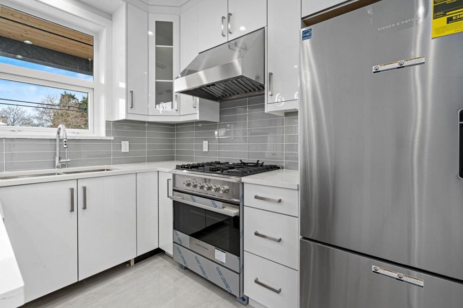 6749 Knight Street Vancouver, BC - 28