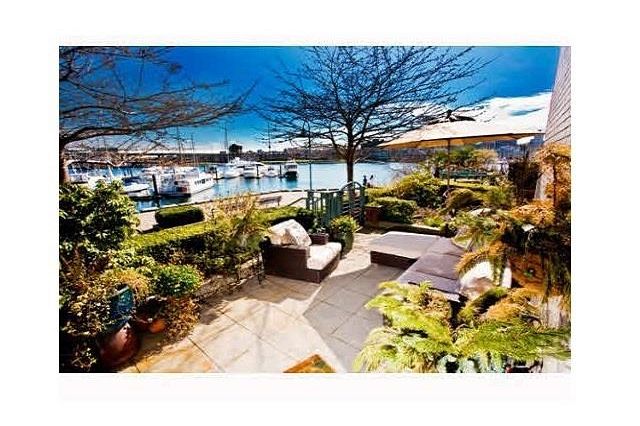 122 1228 Marinaside Crescent Vancouver, BC - 2