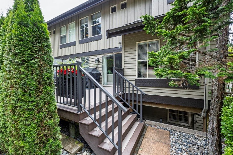 50 1550 Larkhall Crescent North Vancouver, BC - 32