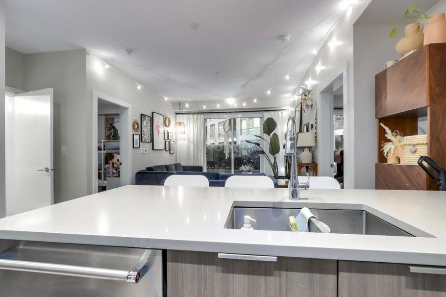 202 3588 Sawmill Crescent Vancouver, BC - 14