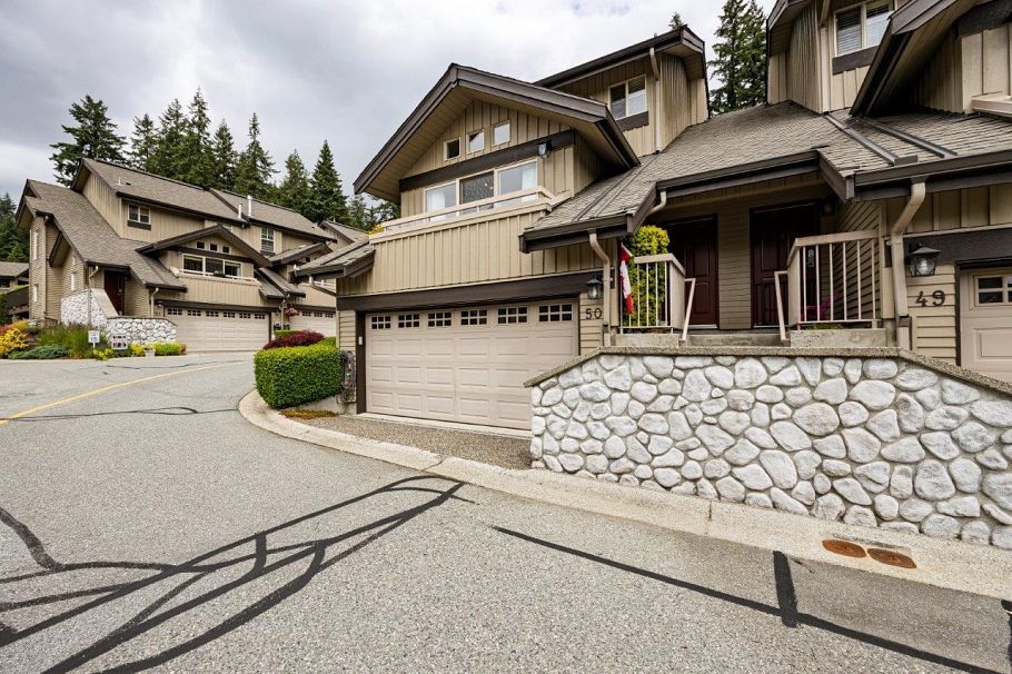 50 1550 Larkhall Crescent North Vancouver, BC - 35