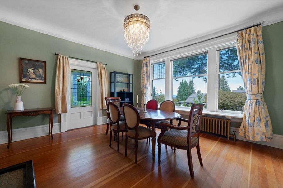 3190 St. Georges Avenue North Vancouver, BC - 7