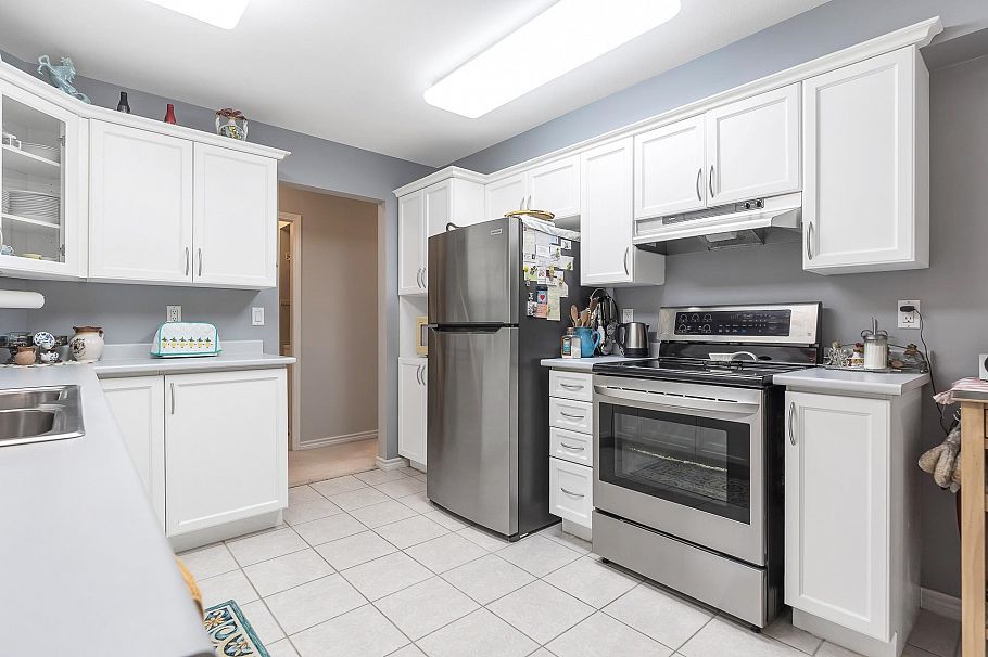 206 1150 Lynn Valley Road North Vancouver, BC - 13