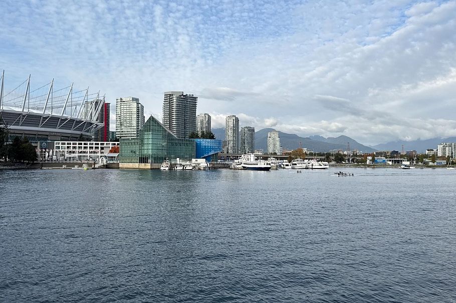 1210 1708 Columbia Street Vancouver, BC - 10