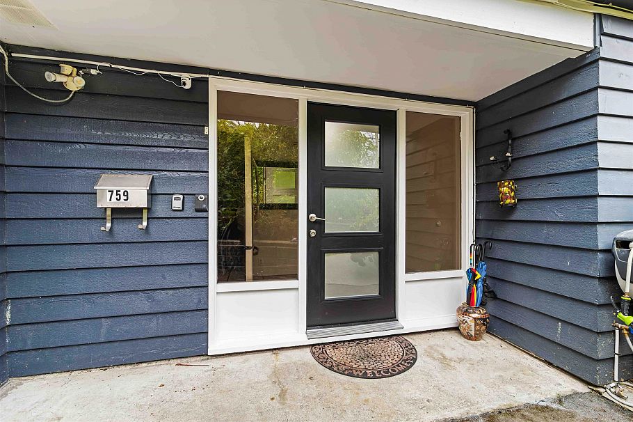 759 Morgan Road North Vancouver, BC - 2