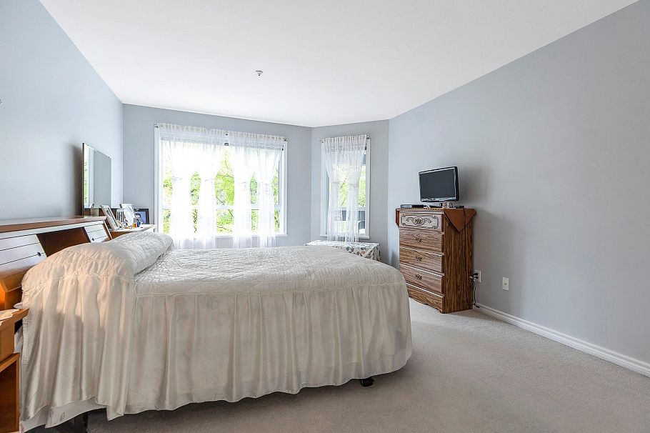 206 1150 Lynn Valley Road North Vancouver, BC - 11