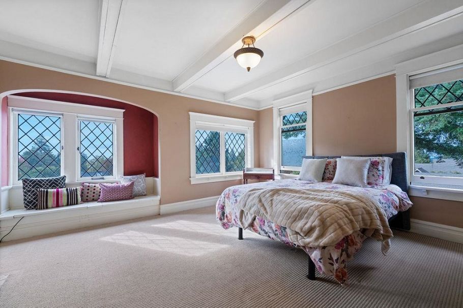 3190 St. Georges Avenue North Vancouver, BC - 23