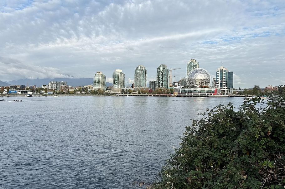 1210 1708 Columbia Street Vancouver, BC - 9