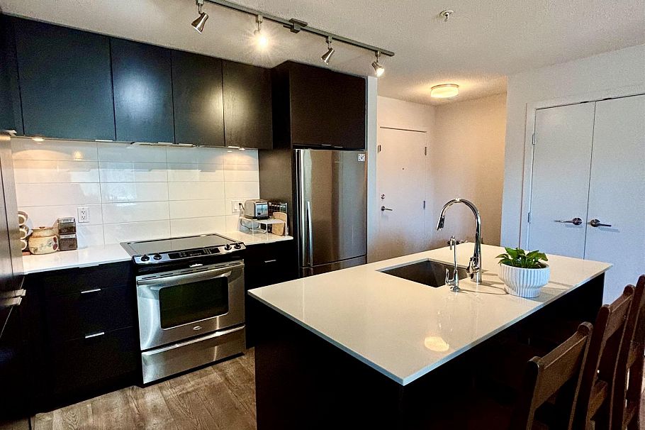 306 1673 Lloyd Avenue North Vancouver, BC - 7