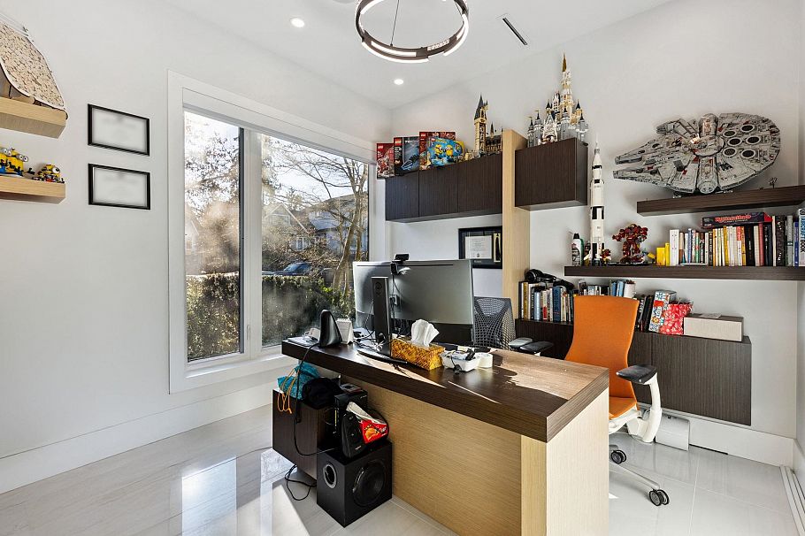 4437 W 13th Avenue Vancouver, BC - 23