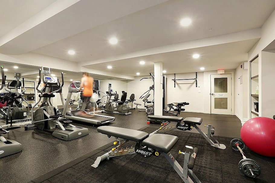 306 1673 Lloyd Avenue North Vancouver, BC - 19