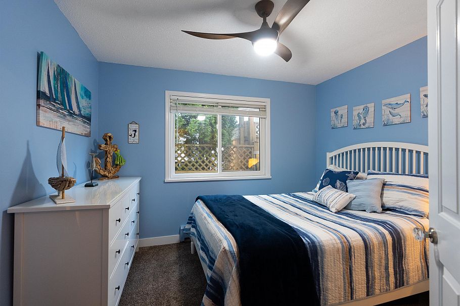 318 Roche Point Drive North Vancouver, BC - 38