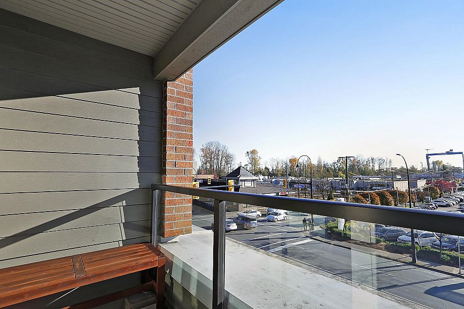 306 1673 Lloyd Avenue North Vancouver, BC - 18