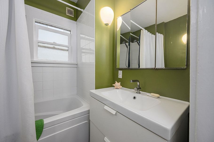 2633 Venables Street Vancouver, BC - 13