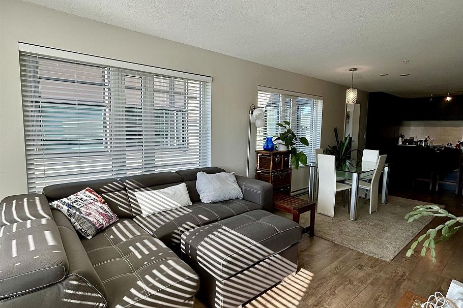 306 1673 Lloyd Avenue North Vancouver, BC - 3