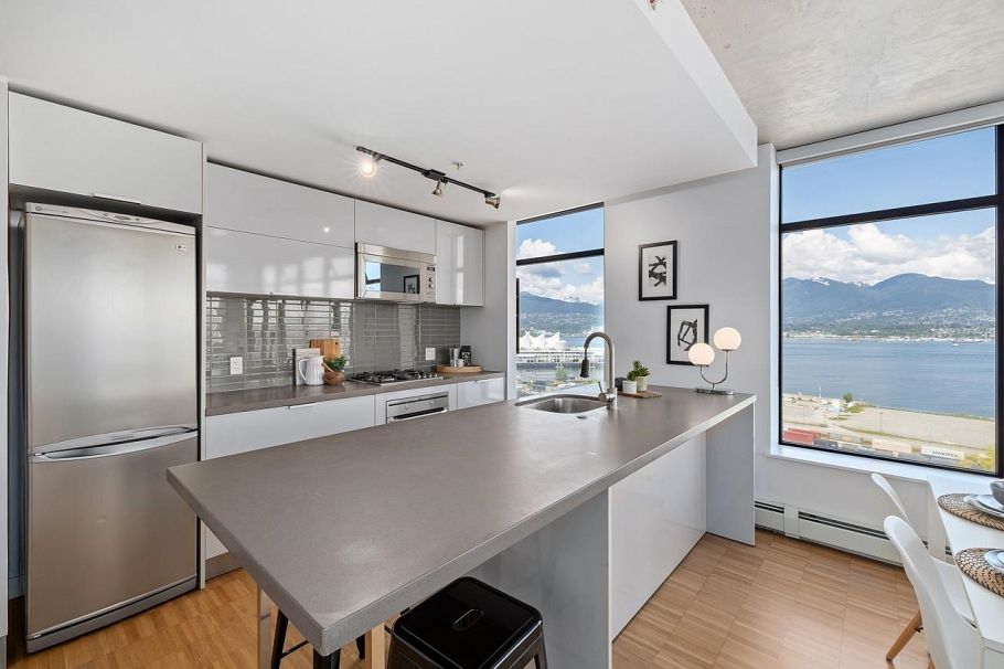 1701 108 W Cordova Street Vancouver, BC - 23