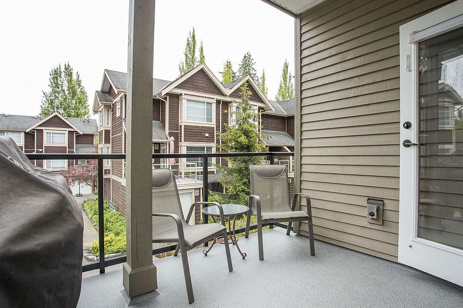 10 3150 Sunnyhurst Road North Vancouver, BC - 24