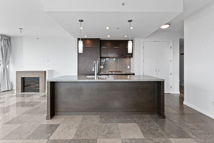 703 2528 Maple Street Vancouver, BC - 11