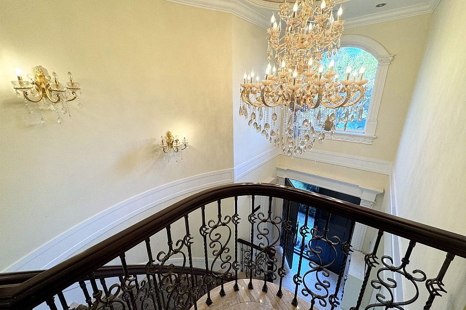 1562 W 40th Avenue Vancouver, BC - 7