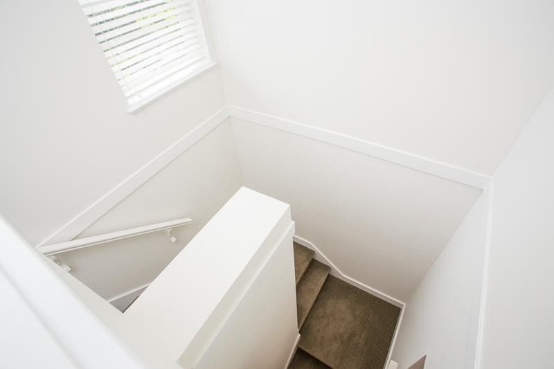 10 3150 Sunnyhurst Road North Vancouver, BC - 14