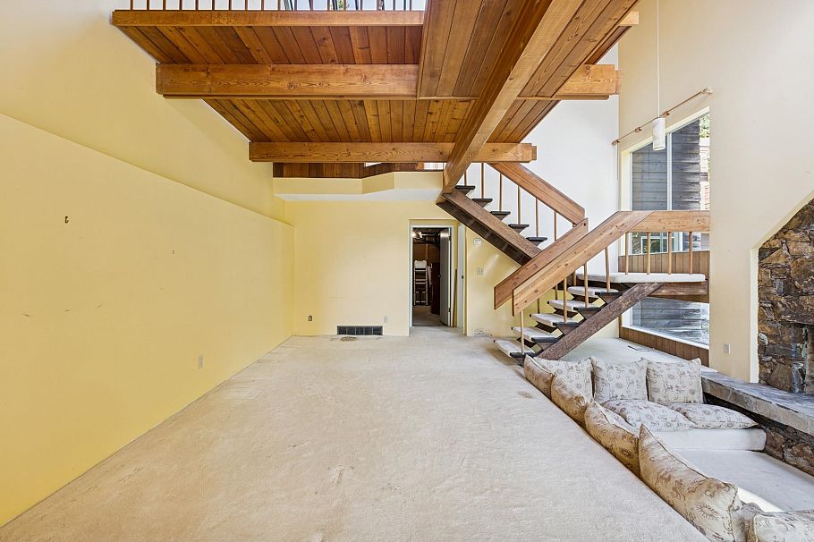 1491 Dempsey Road North Vancouver, BC - 10