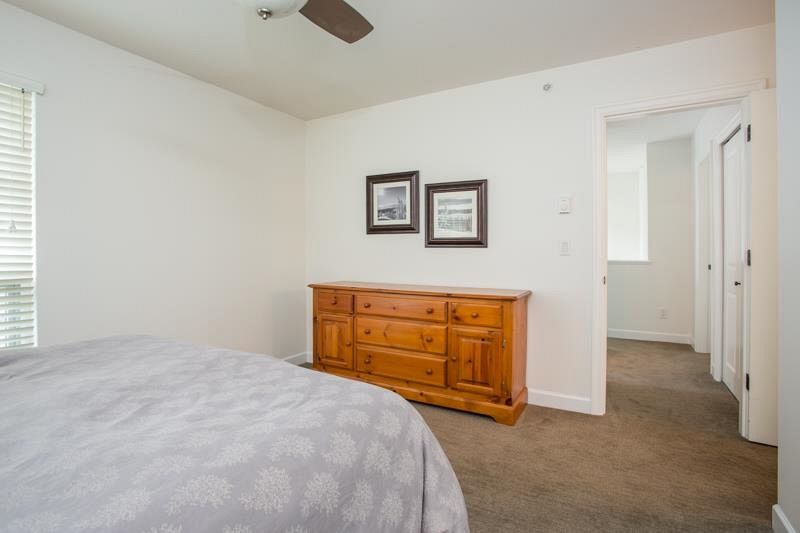 10 3150 Sunnyhurst Road North Vancouver, BC - 17