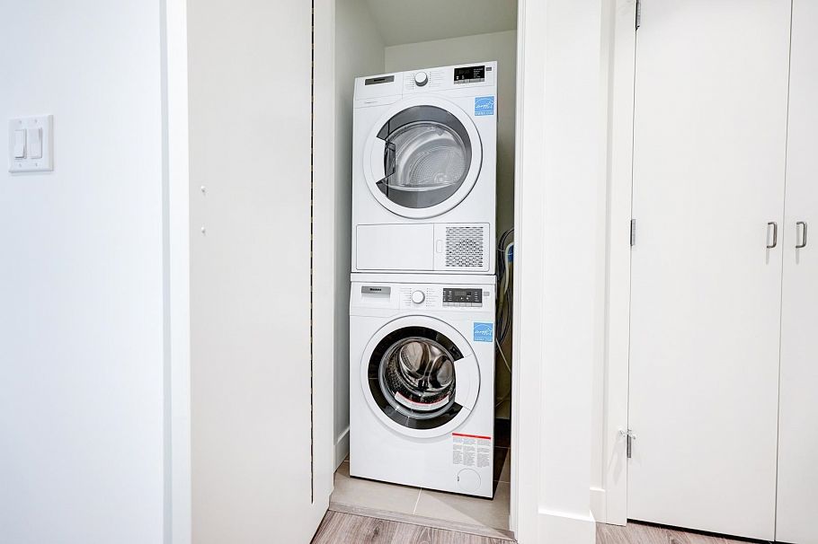 1502 8188 Fraser Street Vancouver, BC - 16