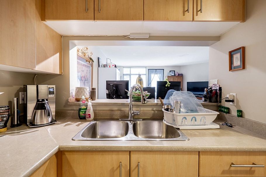 211 3660 Vanness Avenue Vancouver, BC - 15