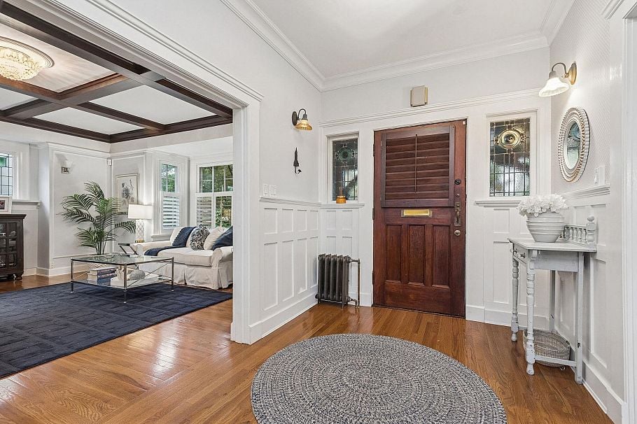 745 Grand Boulevard North Vancouver, BC - 4