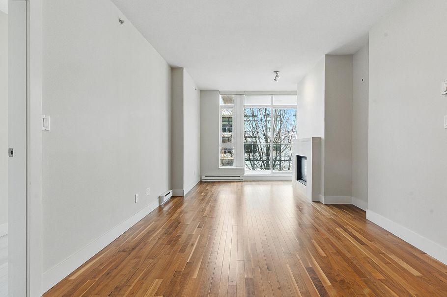 305 6080 Iona Drive Vancouver, BC - 18