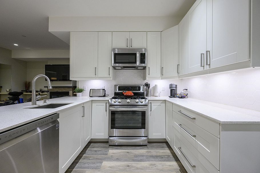 4120 St. Marys Avenue North Vancouver, BC - 34